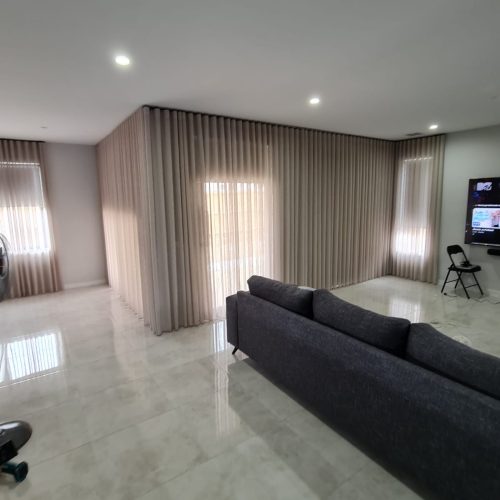 ROLLER BLINDS WITH SHEER